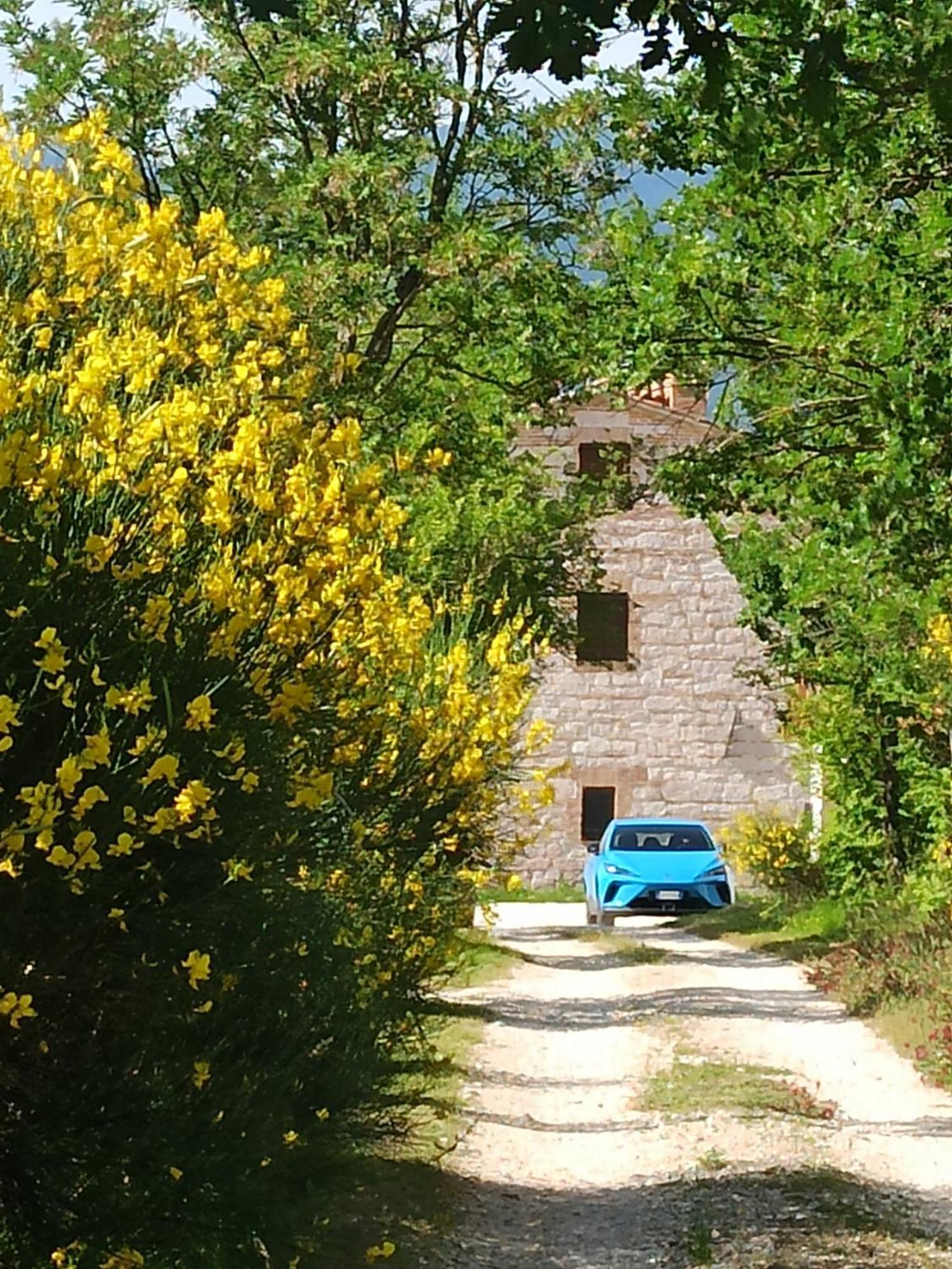 Villa Antica Dimora Italiana Fabriano Exterior foto