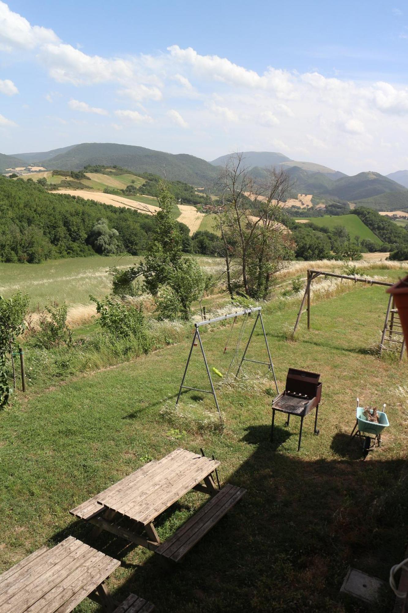 Villa Antica Dimora Italiana Fabriano Exterior foto